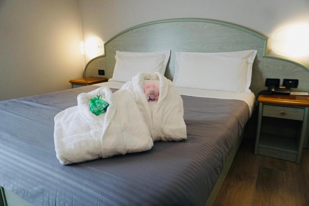 Hotel Europa Milano Rosate Esterno foto
